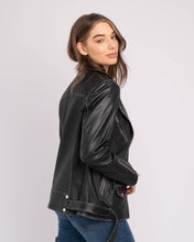 Load image into Gallery viewer, Berlin | Oversized Leather Biker Jacket: Black / L