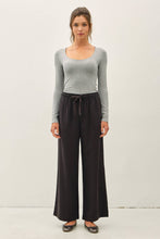 Load image into Gallery viewer, 29" INSEAM TENCEL WIDE LEG PANTS: EARTH GREY / S