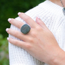 Load image into Gallery viewer, Handcrafted Kashi Semiprecious Stone Ring - Labradorite