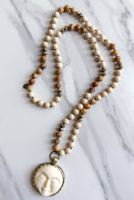 Load image into Gallery viewer, Moon Chaser Necklace
