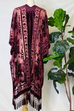 Load image into Gallery viewer, Burnout Velvet Kimono
