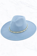 Load image into Gallery viewer, Big Brim Peach Heart Top Jazz Hat with Pearl Belt: Black
