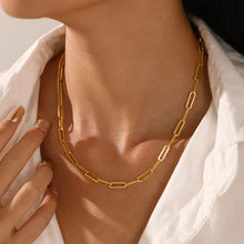 Load image into Gallery viewer, Stainless  Paper Clip Necklace - Gold
