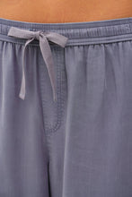 Load image into Gallery viewer, 29" INSEAM TENCEL WIDE LEG PANTS: EARTH GREY / S
