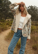 Load image into Gallery viewer, Wonderland Sherpa Jacket
