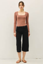 Load image into Gallery viewer, [SOFT CORE ]SQUARE NECK LONG SLEEVE TOP: Black / L
