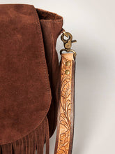 Load image into Gallery viewer, Breckenridge Leather Messenger Bag

