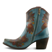 Load image into Gallery viewer, L&#39;Artiste Hand Painted Leather Boots
