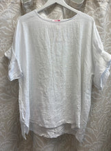 Load image into Gallery viewer, Ella Italian Linen Top - OS
