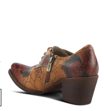 Load image into Gallery viewer, L&#39;Artiste Hand-Painted Leather Shoes
