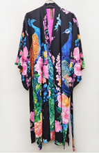 Load image into Gallery viewer, Aratta Fantasy Kimono
