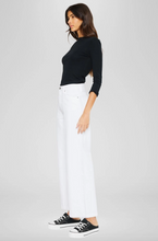Load image into Gallery viewer, 90&#39;s High Rise Wide Leg Jeans

