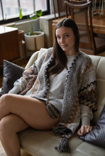 Load image into Gallery viewer, Saachi Grey Knit Ruana
