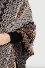 Load image into Gallery viewer, Saachi Grey Knit Ruana
