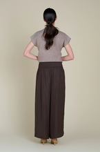 Load image into Gallery viewer, Dark Roast Wide Leg Satin Pants
