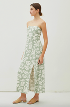 Load image into Gallery viewer, Loving This Maxi Dress
