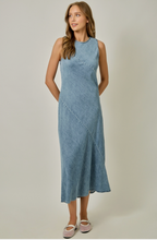 Load image into Gallery viewer, Sofia Midi Dress

