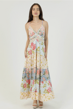 Load image into Gallery viewer, Summer Of Love Maxi Dress
