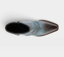 Load image into Gallery viewer, L'Artiste Hand Painted Leather Boots
