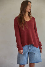 Load image into Gallery viewer, Lauren V-Neck Sweater - Wine
