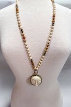 Load image into Gallery viewer, Moon Chaser Necklace
