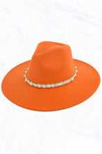 Load image into Gallery viewer, Big Brim Peach Heart Top Jazz Hat with Pearl Belt: Black
