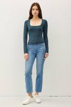 Load image into Gallery viewer, [SOFT CORE ]SQUARE NECK LONG SLEEVE TOP: Black / L
