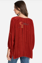 Load image into Gallery viewer, Johnny Was Zuri Velvet Top
