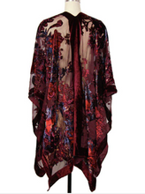 Load image into Gallery viewer, Saachi Velvet Kimono
