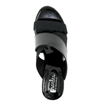 Load image into Gallery viewer, Charles David Fefe Wedge Sandal
