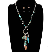 Load image into Gallery viewer, Turquoise Arrow Horseshoe Necklace
